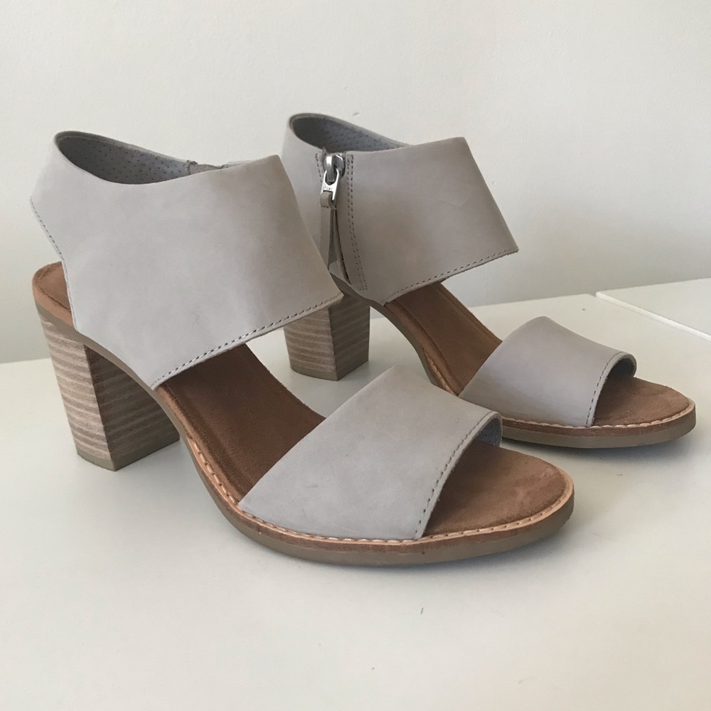 Toms Majorca Cutout Sandals